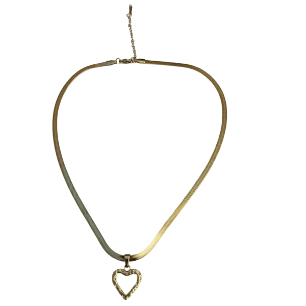 COLLAR DORADO CORAZÓN HUECO