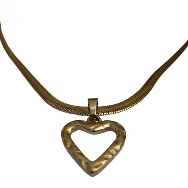 COLLAR DORADO CORAZÓN HUECO